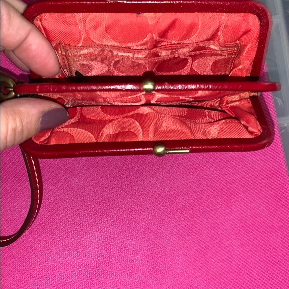 Coach wallet/wristlet with coin & credit card slot - Picture 3 of 8